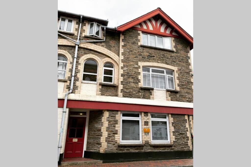 Beautiful 2 Bed Flat In The Heart Of Lynton Devon 아파트 외부 사진