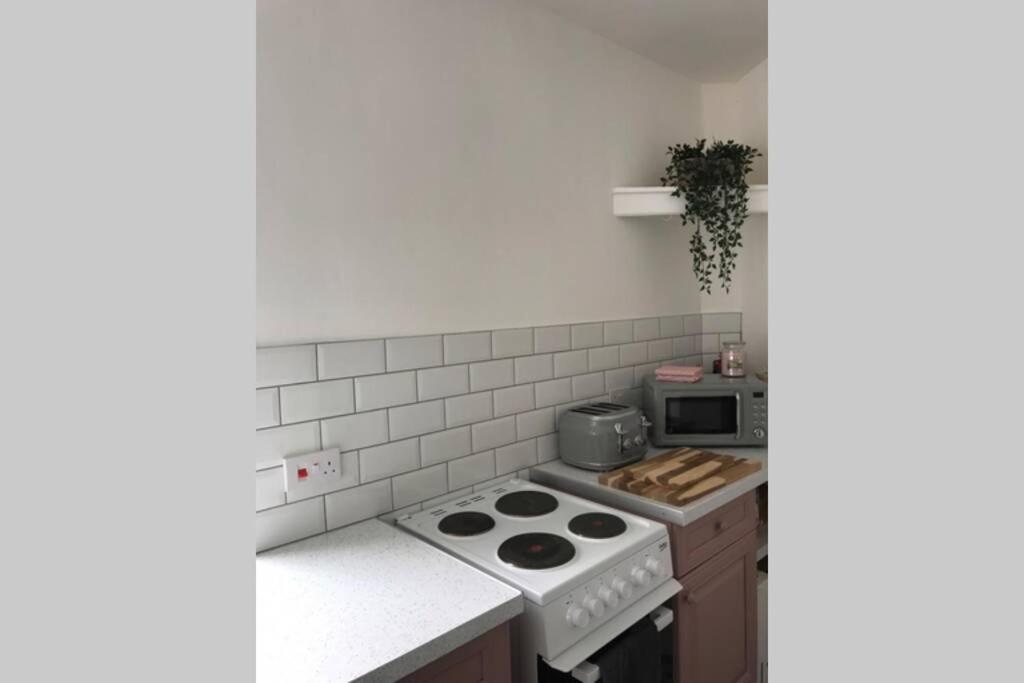 Beautiful 2 Bed Flat In The Heart Of Lynton Devon 아파트 외부 사진