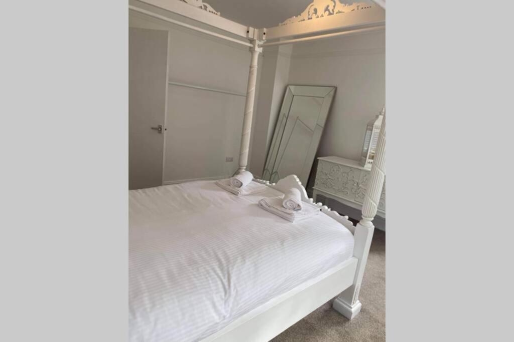 Beautiful 2 Bed Flat In The Heart Of Lynton Devon 아파트 외부 사진